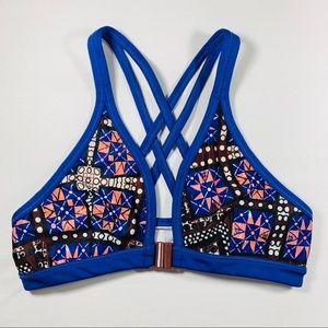 UO Without Walls Mosaic Sport Bra Blue Pink